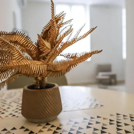 Dv3 Le Et Or - Metro - Gare Centre شقة *